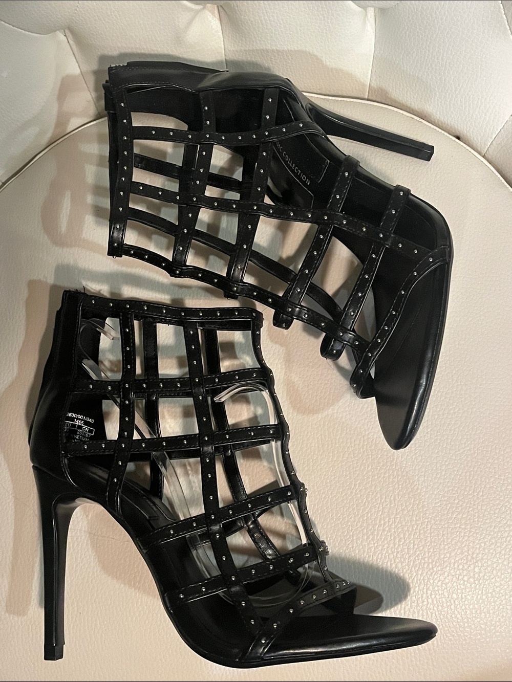 Zara Black Studded Caged Sandals heels back zipper Beautiful Rare 8 39